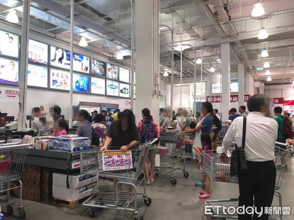 ▲美式賣場好市多（Costco）深受台灣人喜愛。（圖／資料照）