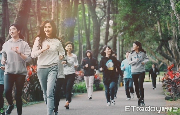 ▲選手可盡情享受賽道校園美景。（圖／中央大學提供）