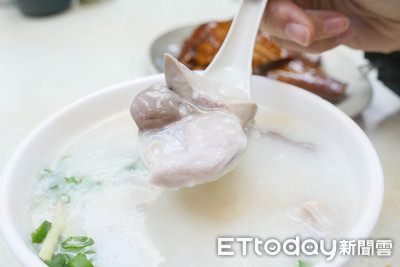 染新冠8天還在燒！他吃2次「青蔥粥」狂出汗排痰　牛津食譜公開