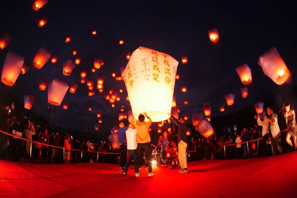 ▲2018平溪天燈節元宵場今登場。（圖／新北市政府提供）