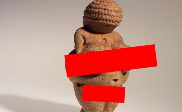 ▲▼名為「維倫多爾夫的維納斯」（Venus of Willendorf）的雕塑照片被臉書強制下架。（圖／翻攝自推特／ziyatong）