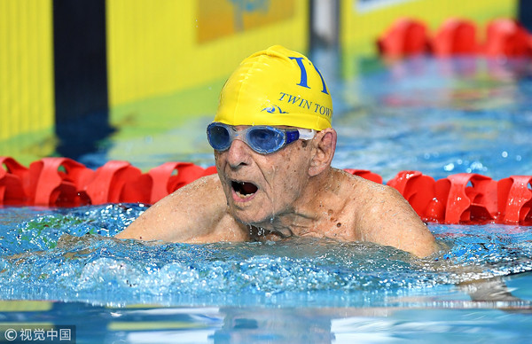 ▲▼澳洲的99歲阿公，游泳打破紀錄。（圖／CFP）