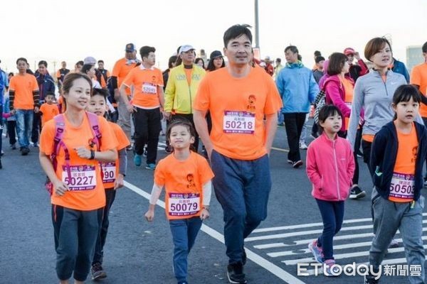 ▲2018蘆竹濱海全國馬拉松，吸引8,500人報名參賽。（圖／桃園市政府提供）