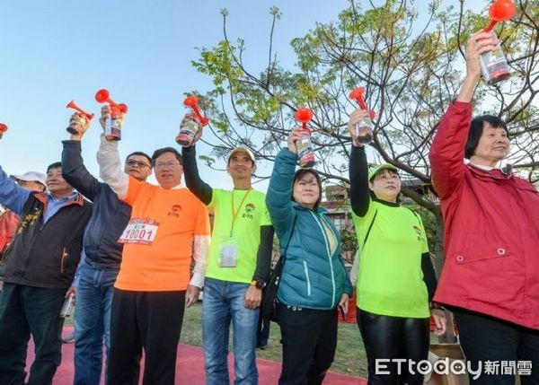 ▲2018蘆竹濱海全國馬拉松，吸引8,500人報名參賽。（圖／桃園市政府提供）