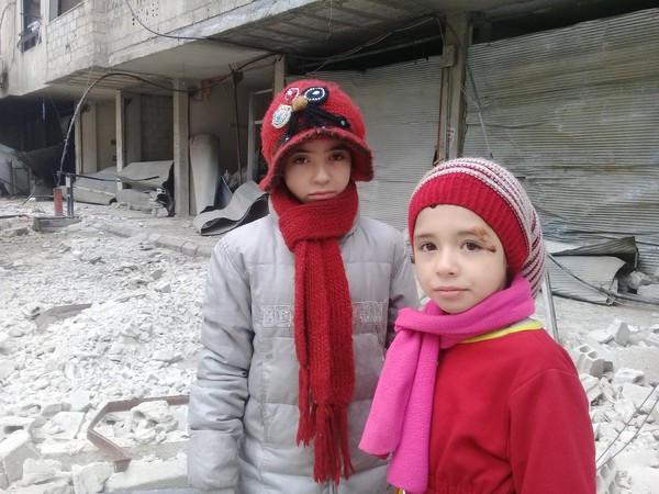 ▲▼敘利亞姊妹用推特紀錄戰火下的生活，希望引起世界關注。（圖／翻攝自推特@Noor_and_Alaa）