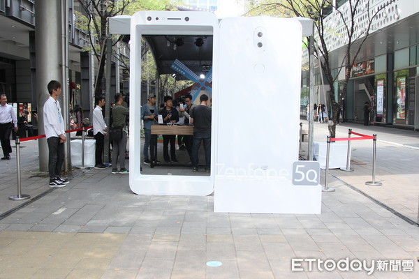 ▲華碩ZenFone 5Q即日登台！售價、銷售通路公開  。（圖／記者洪聖壹攝）