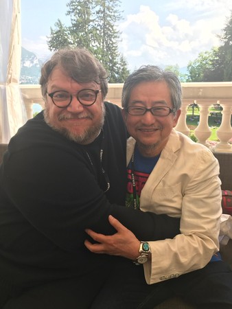 ▲▼ 好萊塢導演吉勒摩戴托羅（Guillermo del Toro）見到無敵鐵金剛作者感動落淚。（圖／翻攝自吉勒摩戴托羅推特、曼迪傳播提供）