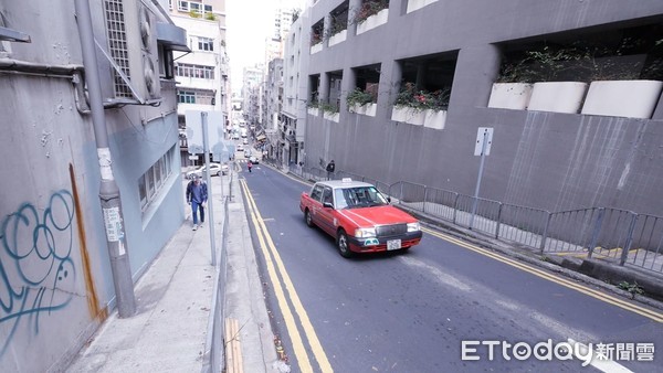 ▲計程車,的士,香港街頭,香港街景,香港,Toyota,皇冠車。（圖／記者謝婷婷攝）