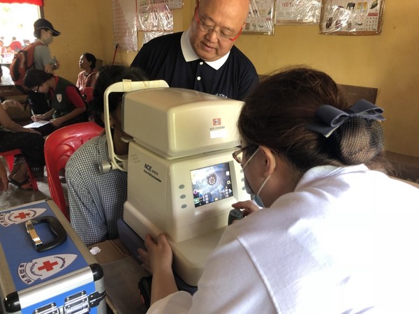 ▲▼慈濟五國醫師前往柬埔寨 為當地居民舉辦首次大型義診。（圖／慈濟基金會）