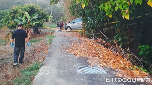 ▲警方封鎖死者被棄屍的台南關廟山區地點進行勘查蒐證。（圖／記者林悅翻攝，下同）