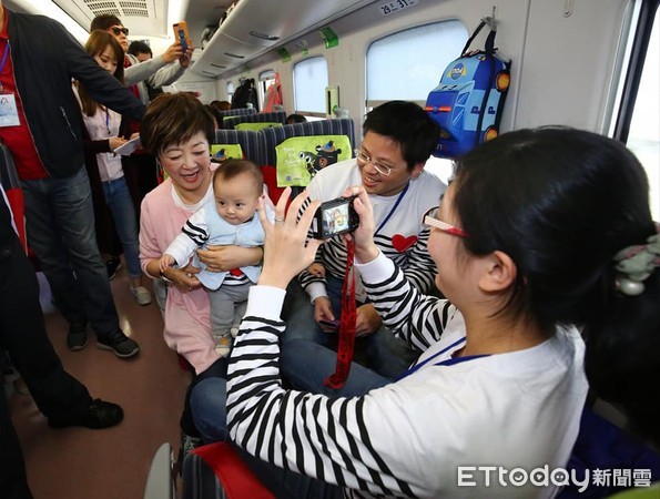 ▲▼台積電董事長夫人張淑芬,台積電補助員工花蓮觀光首班車。（圖／記者屠惠剛攝）