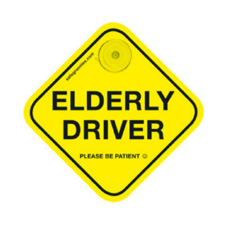 ▲▼車內有老人開車！紐西蘭賣提醒貼紙。（圖／翻攝safegrannies臉書）