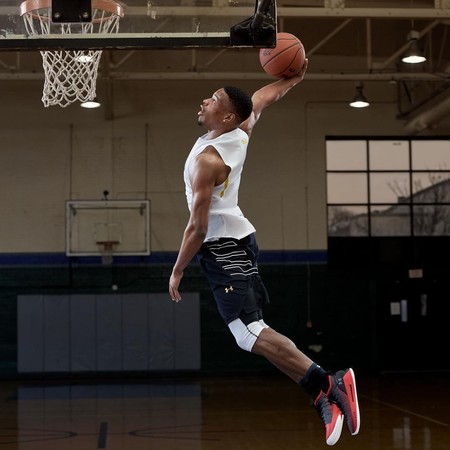 ▲▼UNDER ARMOUR Heat Seeker；小牛，史密斯（Dennis Smith Jr.）。（圖／UNDER ARMOUR提供）