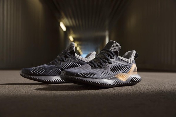 ▲AlphaBOUNCE Beyond系列鞋款，兼具支撐、穩定與耐用的絕佳性能。（圖／公關提供）