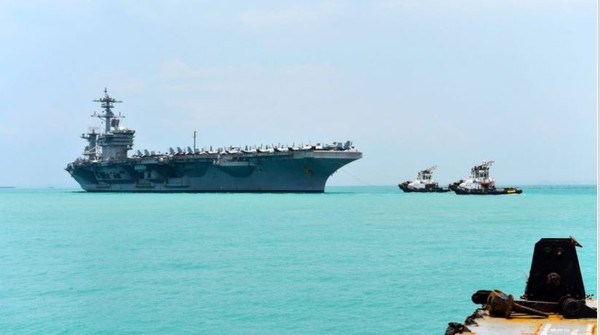 ▲▼ 「羅斯福」號航母停泊在新加坡樟宜海軍基地。（圖／翻攝自USNI News）