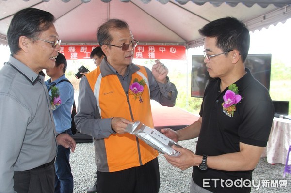 台東縣廚餘回收再利用中心舉辦動土典禮，縣長黃健庭表示將化解舊廚餘廠阻礙地方發展的印象、每日可解決28公噸廚餘並可減輕台東縣垃圾處理負擔，可謂一舉數得。（圖／台東縣政府提供）