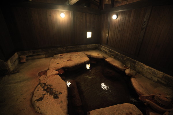 日本溫泉與混浴。（圖／福澤喬 攝）