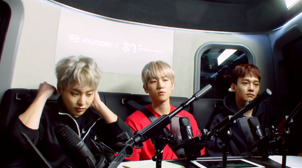 ▲▼EXO-CBX。（圖／翻攝自EXO臉書、V LIVE）