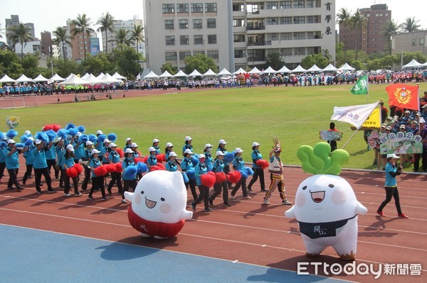 台東縣全縣公務人員運動會，競賽總成績由台東縣警察局東警波麗士隊完成2連霸，精神總錦標是由成功鎮公所奪得。（圖／台東縣政府提供）