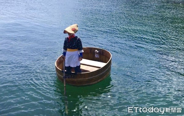 ▲▼在日本佐渡島能體驗到神隱少女動畫中出現的盆舟原型。（圖／記者賴文萱攝）