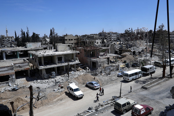 ▲▼ 敘利亞反抗軍的據點東古塔區（Eastern Ghouta）度瑪鎮（Douma）。（圖／達志影像／美聯社）