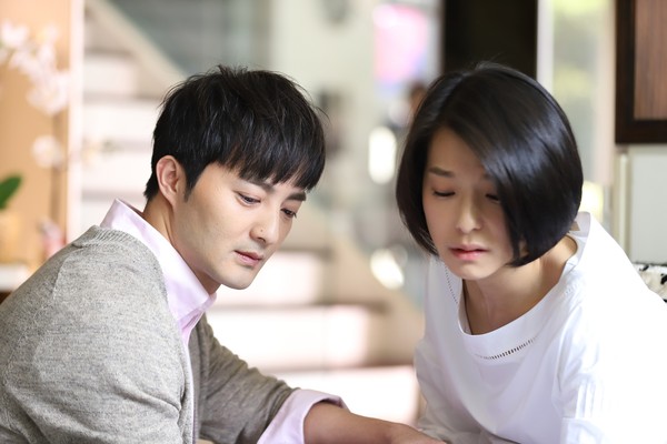 ▲賴雅妍、古斌《1006的房客》飾演夫妻，和李國毅合作。（圖／歐銻銻娛樂提供）