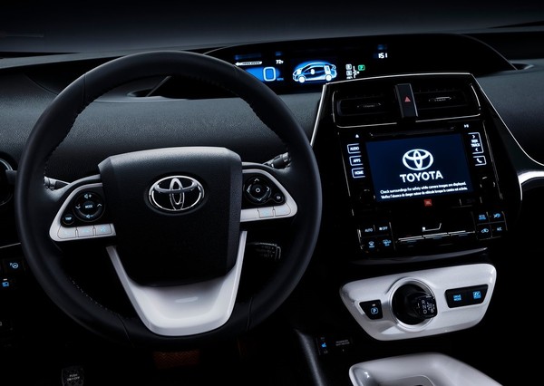 TOYOTA Prius六月迎來小改款　有望導入第二代TSS主動安全系統（圖／翻攝自TOYOTA）
