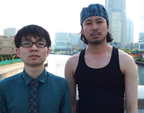 ▲末次翔一（右）是吉本興業旗下藝人，22日搞笑團體要解散公演，前一天被逮。（圖／翻攝自日網）