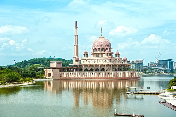 ▲布城,馬來西亞旅遊,水上粉紅清真寺。（圖／馬來西亞觀光局提供）