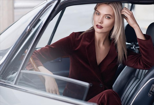 ▲Karlie Kloss代言雅詩蘭黛。（圖／翻攝自instagram@esteelauder、karliekloss）