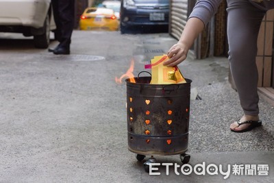 不只職場！00後「也整頓過年拜拜」　年輕人點頭：就到我這一代