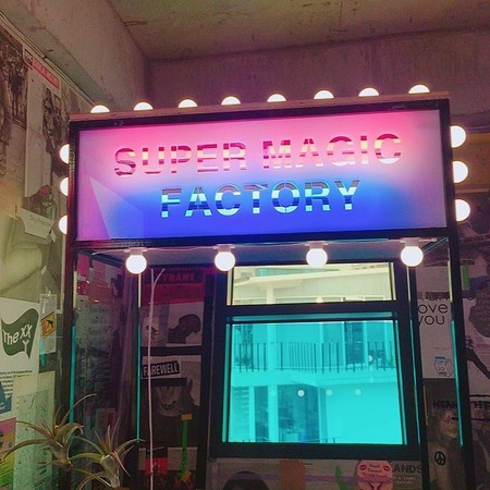 ▲孔曉振潮店Super Magic Factory。（圖／翻攝自instagram@supermagicfactory、rovvxhyo）