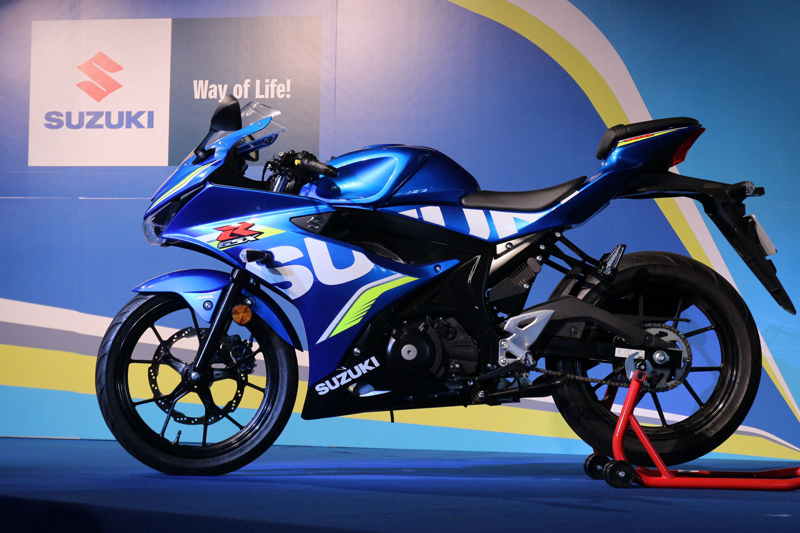 買 不到 小阿魯接單破2千張 Suzuki Gsx R150圓跑車夢 Ettoday車雲 Ettoday新聞雲