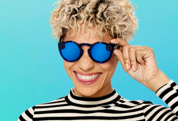 ▲邁向AR的重要媒介　Snapchat為何堅持推出相機眼鏡？（圖／翻攝 Snapchat）