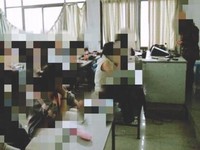 被雙胞胎哥推下2樓全身骨折！小三遲緩兒：哥哥說笨蛋要跳樓