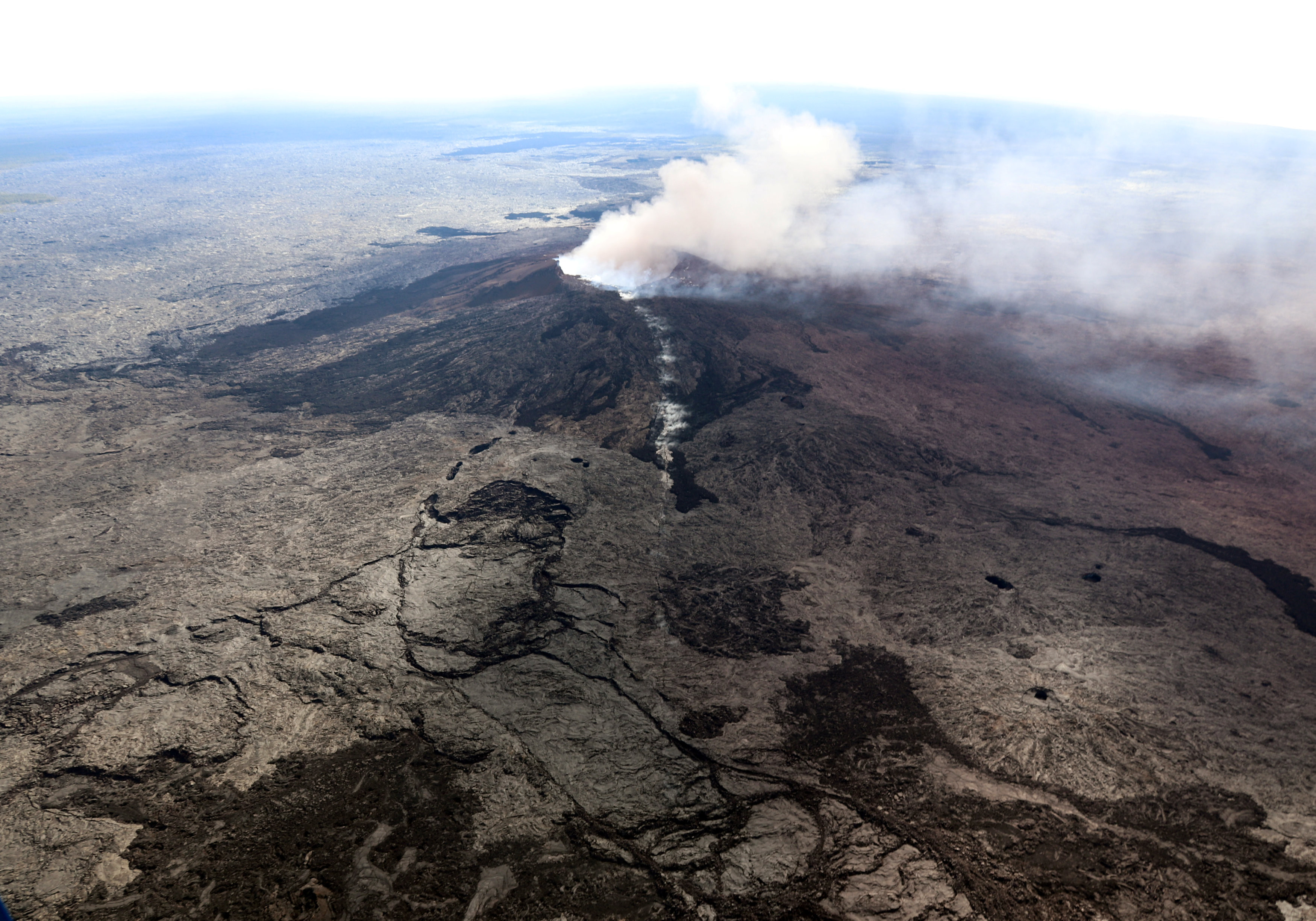 ▲美國夏威夷州大島基拉韋厄火山（Kilauea volcano）爆發。（圖／路透社）