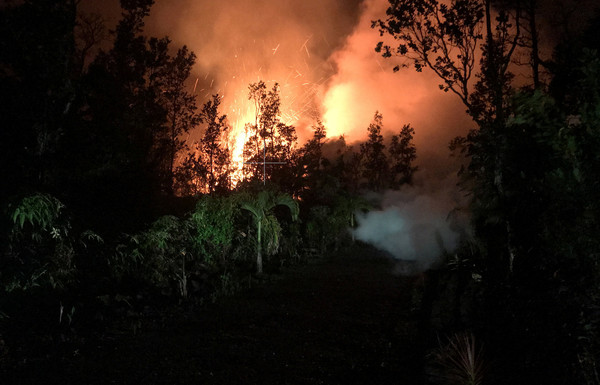 ▲▼夏威夷基拉韋厄火山（Kilauea volcano）爆發。（圖／路透社）