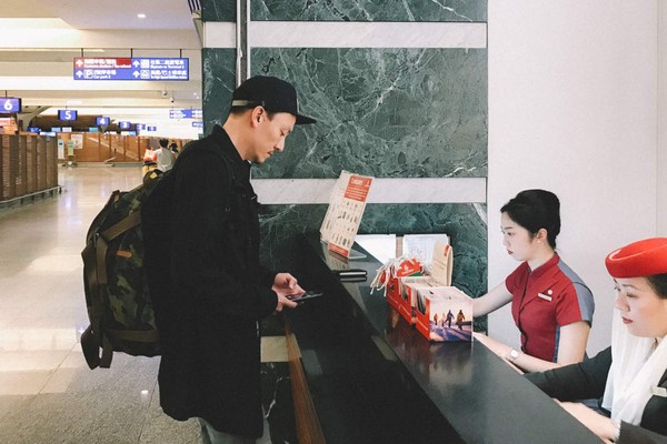 ▲▼張震出發前往坎城影展擔任評審。（圖／澤東提供）