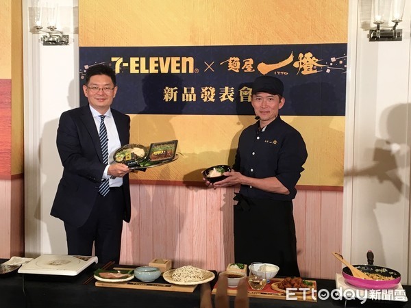 ▲7-ELEVEN持續拓展鮮食類商品，與日本拉麵之王「麵屋一燈」策略聯盟推出新品，可望帶動業績成長。▼（圖／記者林淑慧攝）