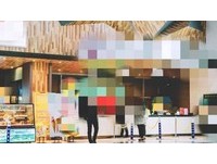 影廳門一開腥臭撲鼻！高職生包場校外觀摩　集體摸黑打手槍
