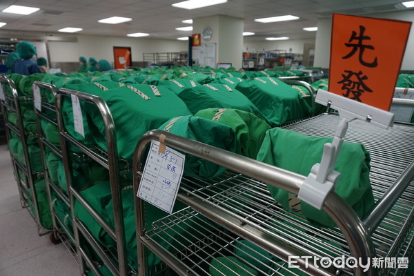 ▲台北榮總護理部供應中心。（圖／記者嚴云岑攝）