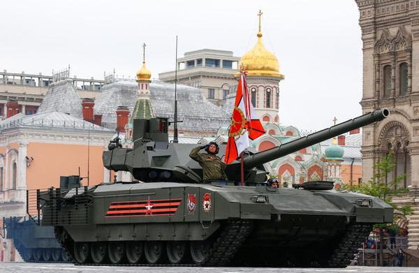 ▲▼2018俄羅斯紀念二戰勝利日預演,T-14阿瑪塔主力戰車。（圖／路透社）
