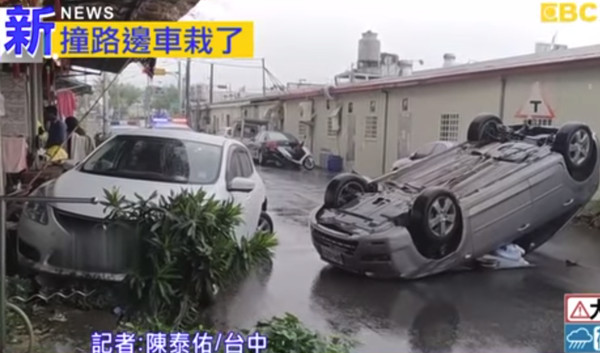 ▲▼雲林發生翻車車禍。（圖／東森新聞）