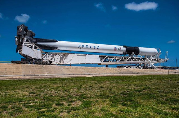 ▲▼最新的「Block 5」版本獵鷹9號火箭（Block 5 Falcon 9 ）。（圖／翻攝自Elon Musk Instagram）