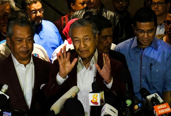 馬來西亞意外變天 馬哈迪扳倒接班人 將成全球最老元首