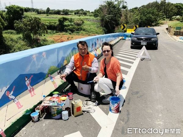 ▲林新來老師彩繪大堀橋好友來探班關心。（圖／林新來提供）