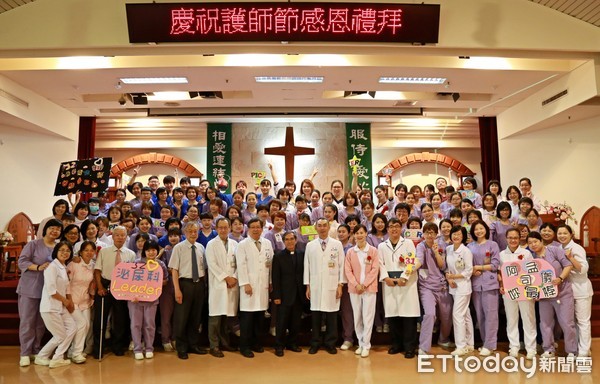 ▲為歡慶5月12日國際護理師節的來到，台南新樓醫院護理部特舉辦護師節感恩禮拜。（圖／新樓醫院提供）