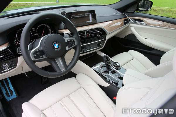 ▲489萬買最強柴油旅行車！BMW M550d Touring霸氣抵台。（圖／記者張慶輝攝）