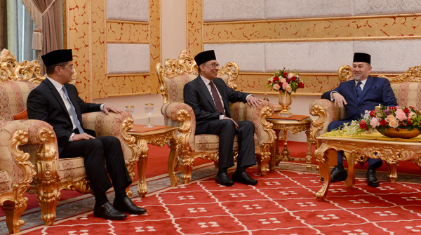 ▲▼ 馬來西亞前副首相安華16日覲見國家元首。（圖／路透社）