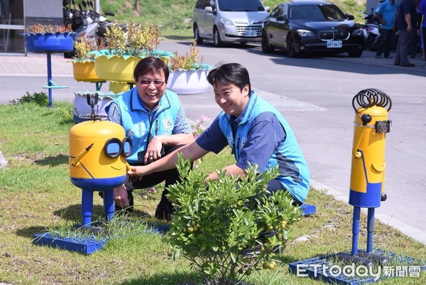 花蓮市公所清潔隊製作了10座輪胎花台，要送給台積電擺放在中科生態園區內，希望能喚起社會大眾重視環境永續。（圖／花蓮市公所提供）